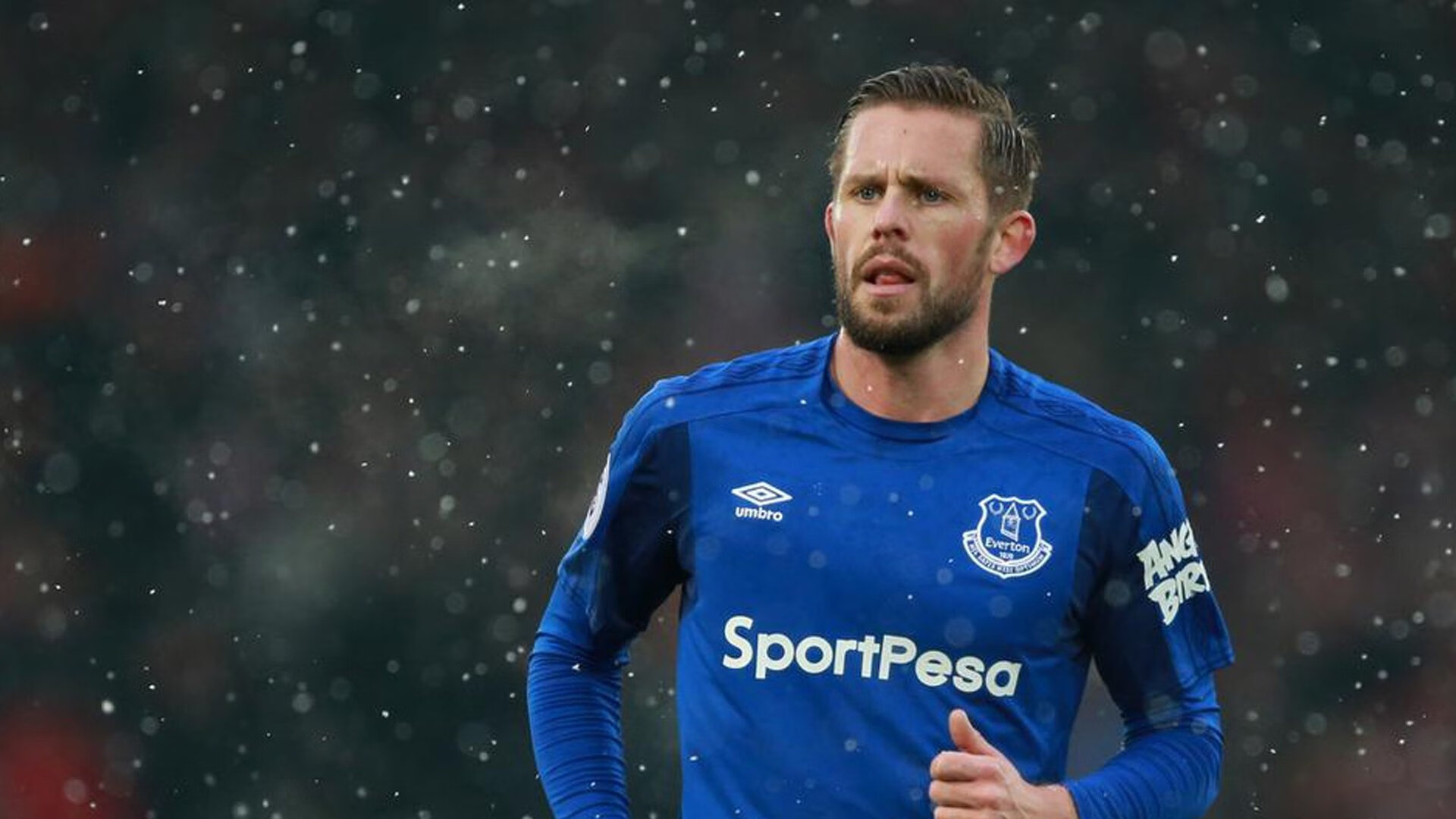 火箭冲击前十年轻球员表现抢眼，火箭队史十大球星